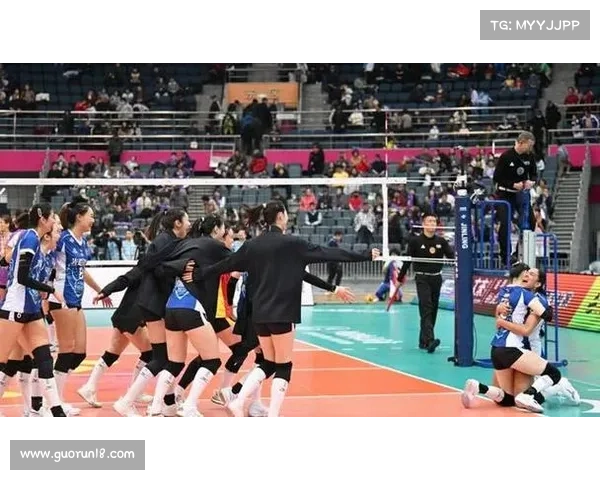 女子欧洲排球锦标赛小组赛激烈进行 各队争夺晋级资格精彩纷呈